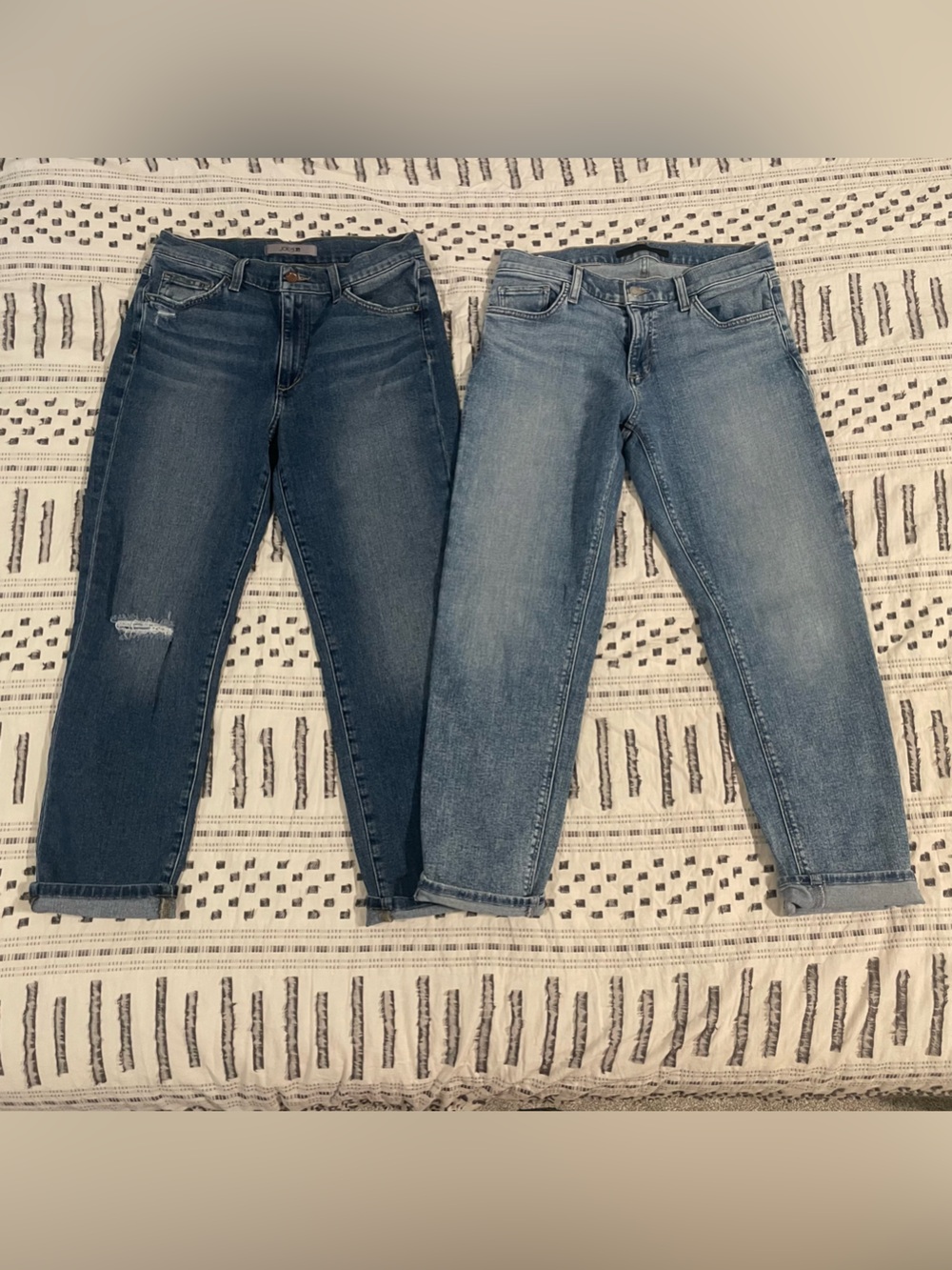 Pair of Joe’s Size 27 Jeans